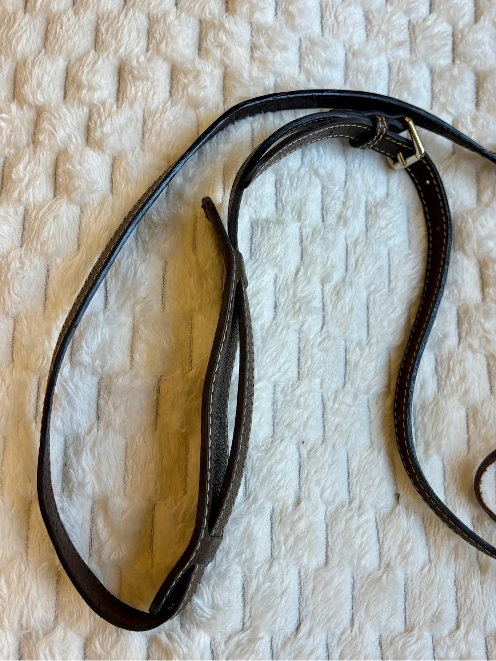 Dooney and Burke brown pebbled Crossbody with gold hardware adjustable strap